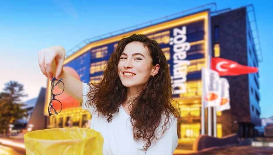 Dünyagöz Hastanelerinde Tüm Öğrencilerin “Lazer Ameliyat Paketi” Ücretinin Yarısı Bi’öğrenci’den... - Dünyagöz öğrenci indirimi kampanya görseli